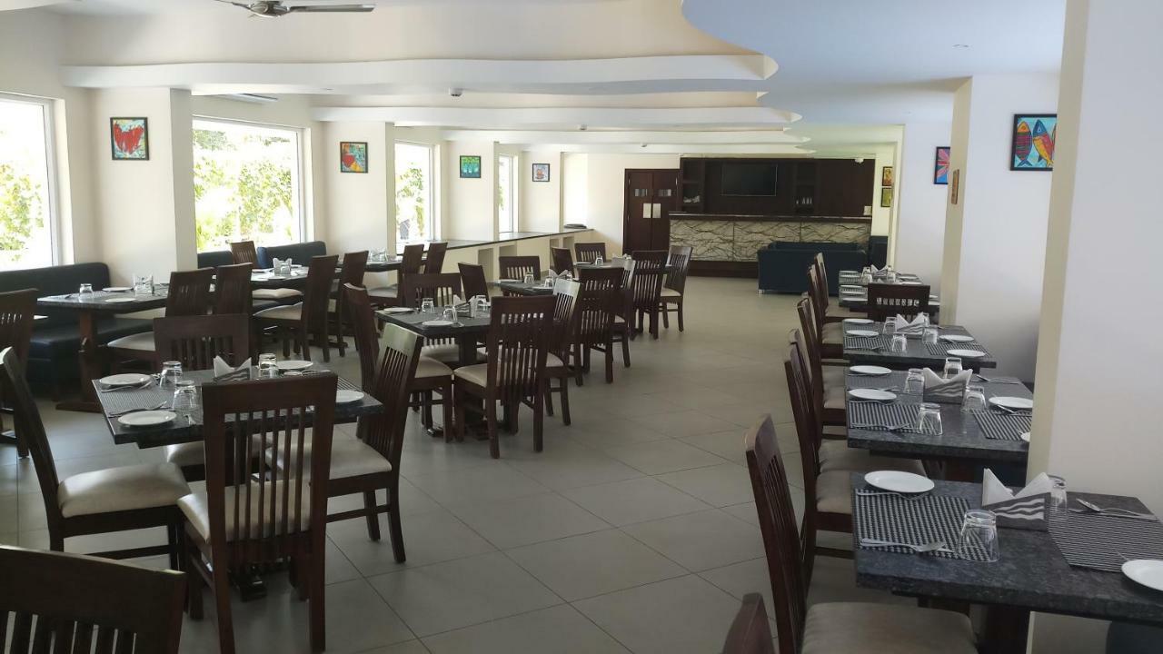 Regenta Central North Goa, Arpora Exteriör bild